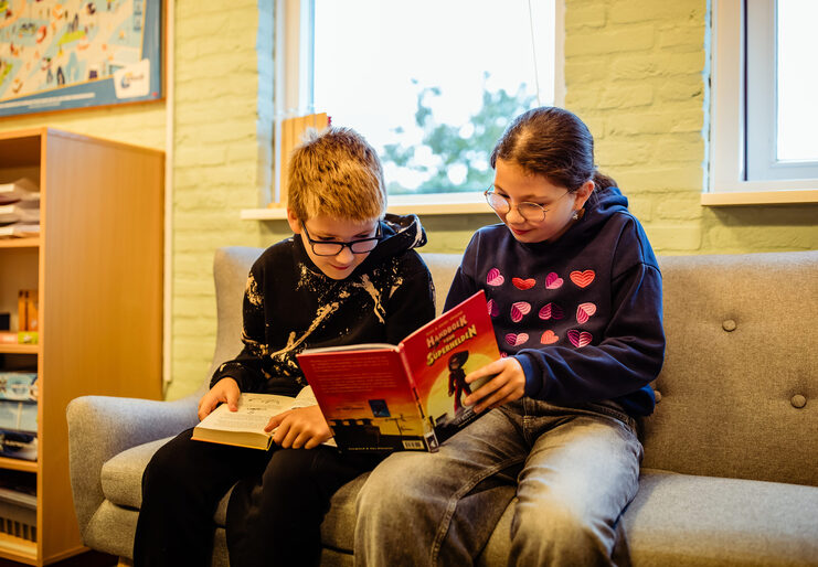 StickyChapters_Eevliet_08-10-25-24