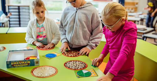 StickyChapters_Eevliet_08-10-25-99